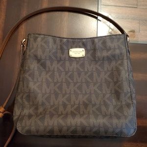 Michael Kors Cross body